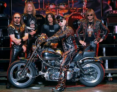 Rob Halford revela a dimensão pessoal de “Beyond the Realms of Death”