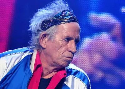 Keith Richards contrapõe sua guitarra à técnica de Eddie Van Halen