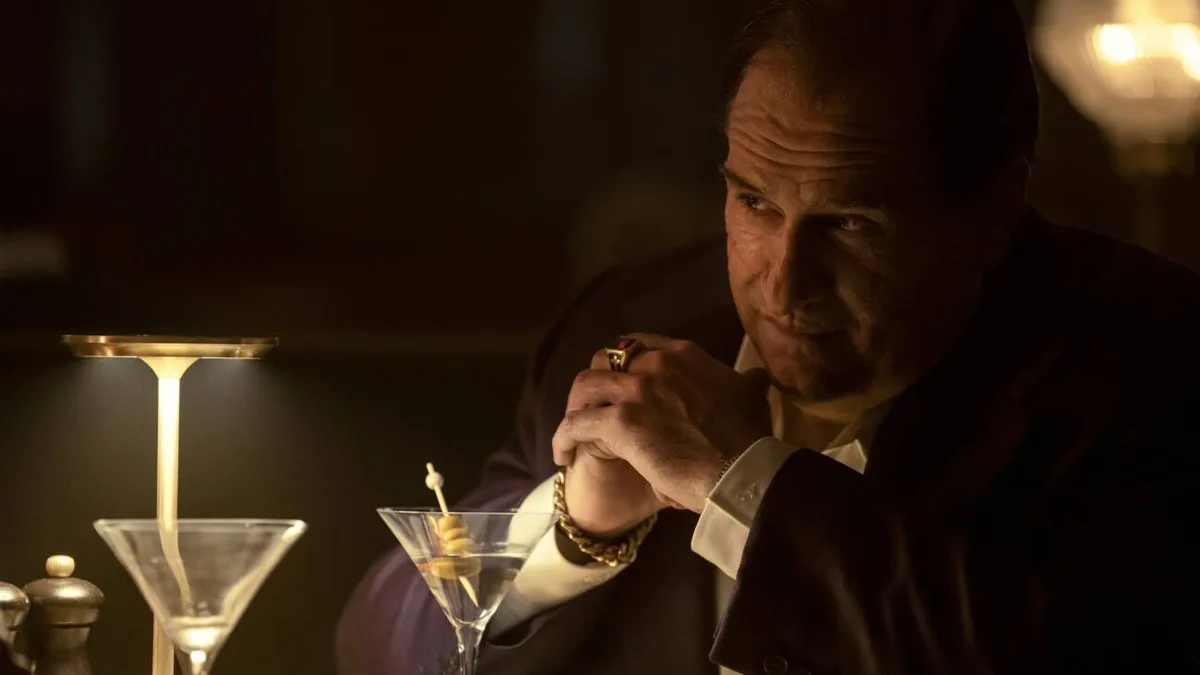 Acordo de Matt Reeves com a Warner mantém futuro de Pinguim em aberto