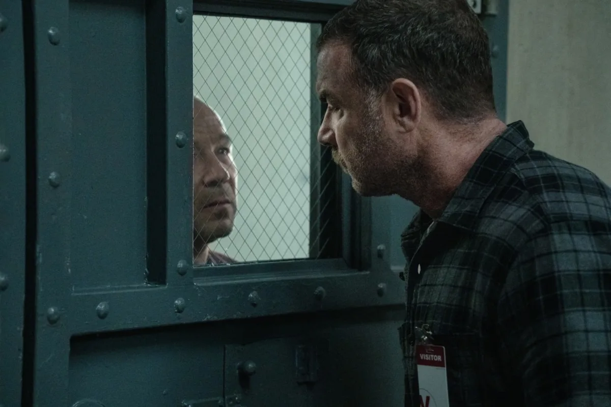 Stephen Graham interpreta serial killer em série baseada nos livros de Lars Kepler