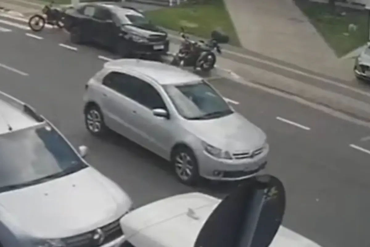 Atropelamento deixa grávida ferida e mobiliza busca por motorista em Goiânia
