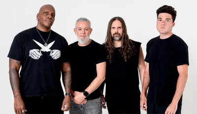 Mudança do show final do Sepultura é associada à ausência de Max e Igor