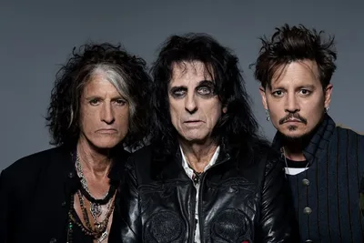 Hollywood Vampires deve preparar terceiro álbum após o início de 2027