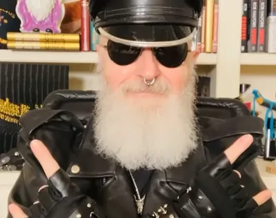 Rob Halford relembra influência da música pop em sua formação