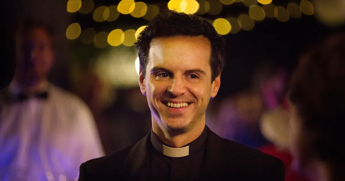 Andrew Scott questiona preconceito contra atores gays em papéis héteros
