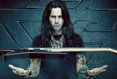 Gus G. relembra como Peter Frampton o levou à guitarra