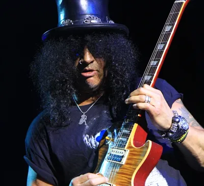 Slash aponta estreia do Cheap Trick como referência de rock direto