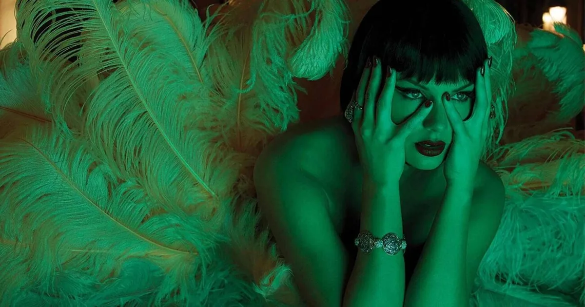 Taylor Swift prepara ‘The Encore’ e anuncia a inédita “Patient Zero”