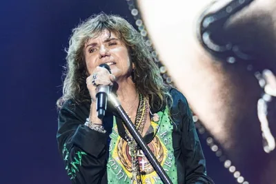 Aposentadoria e cancelamentos entram na análise de Regis Tadeu sobre Coverdale e Roth