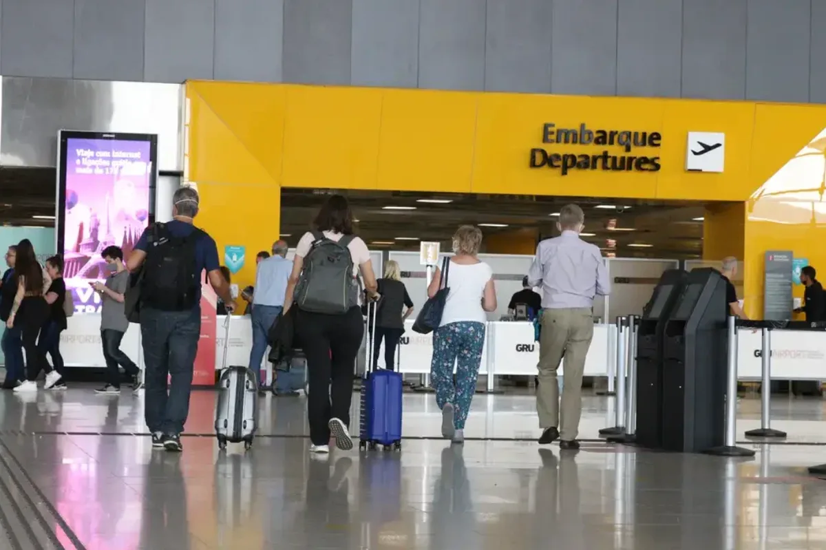 Passageiros podem ficar até 12 meses sem voar após indisciplina