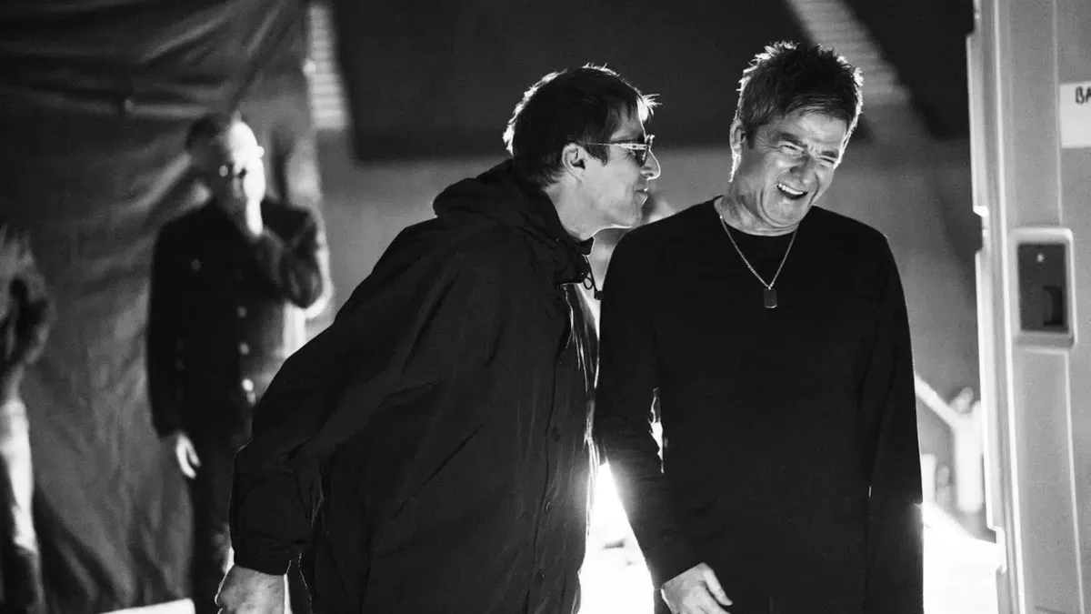 Disney+ anuncia lançamento de documentário sobre a reunião do Oasis