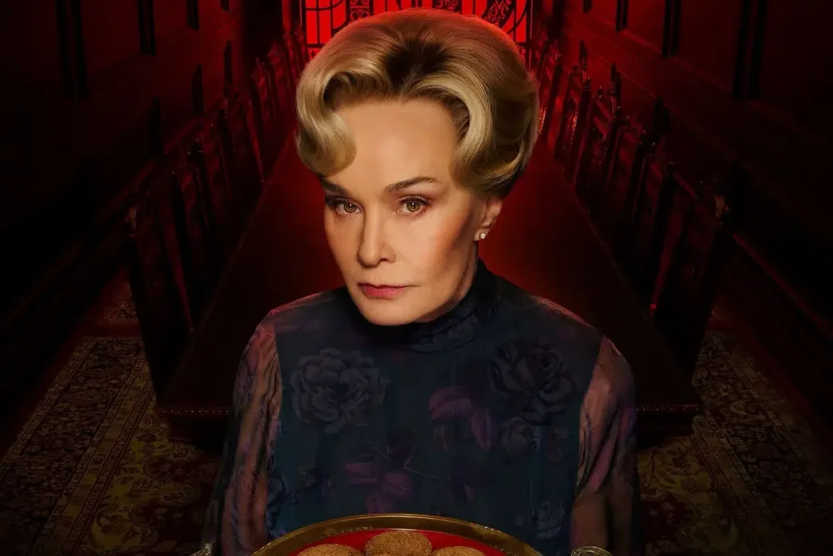 Sarah Paulson retorna em nova temporada de American Horror Story com elenco conhecido