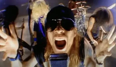 Descoberta de corpo nos fundos de estúdio inspirou faixa do Guns N’ Roses