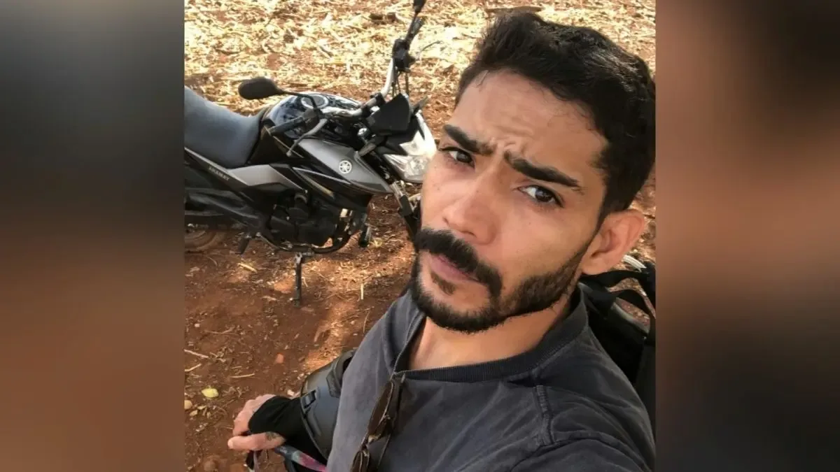 De Goiatuba a Morrinhos, Lucas mantém graduação com viagens noturnas de moto