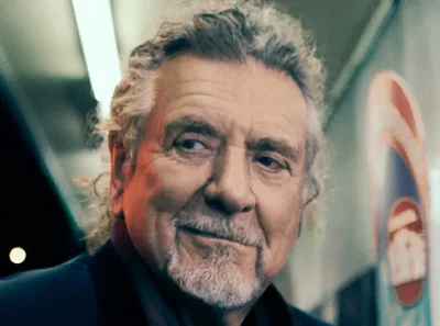 Robert Plant rejeita culpa de Phil Collins por show do Led Zeppelin no Live Aid