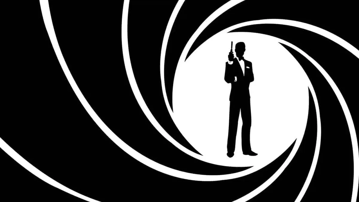 Gary Oldman revela que estúdio já definiu sucessor de Daniel Craig como Bond