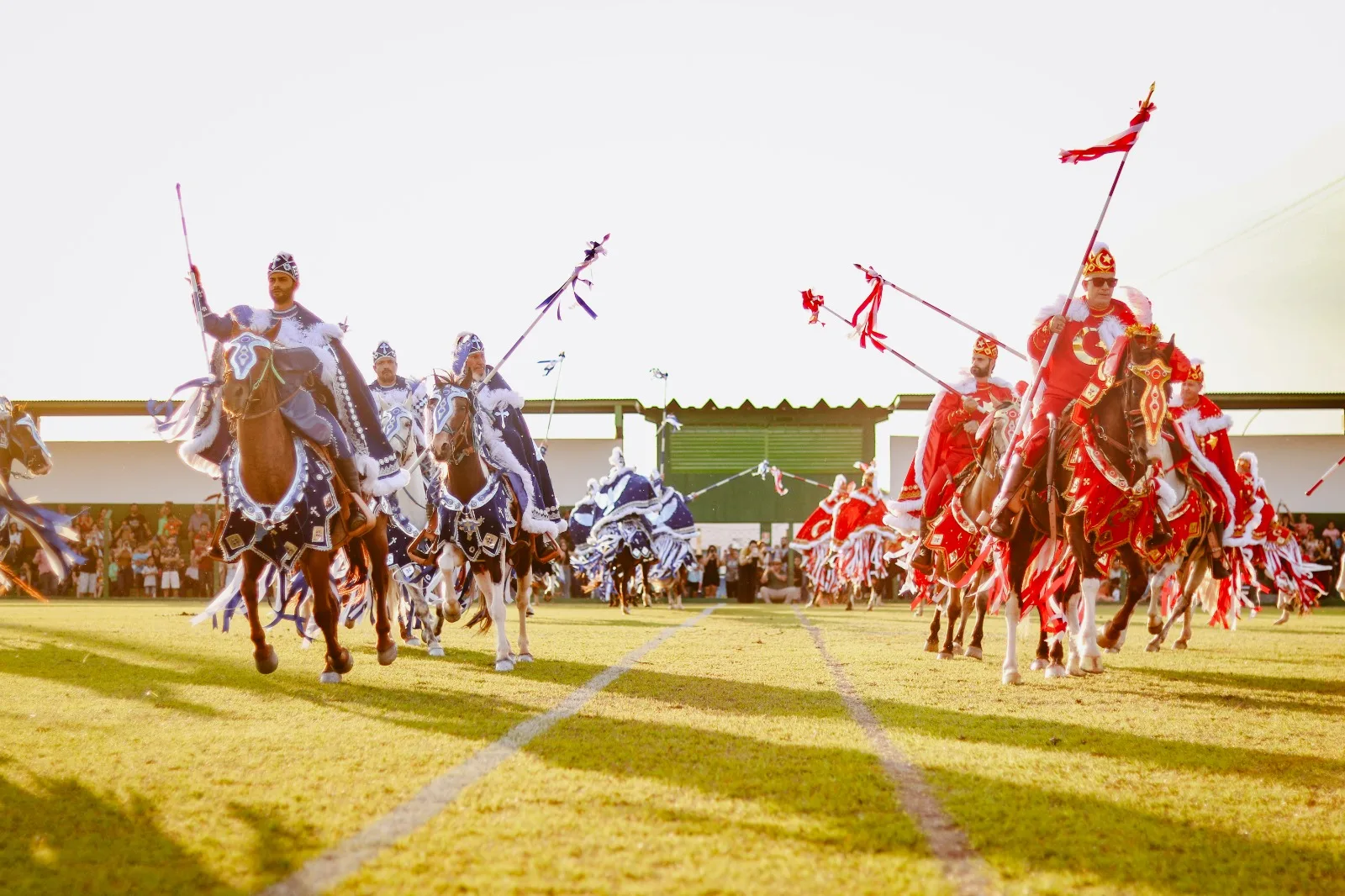 Silvânia sedia etapa final das Cavalhadas de Goiás em 2026