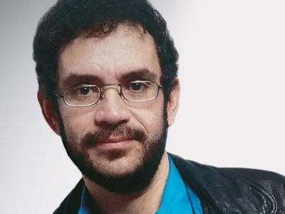 Ricardo Palmeira relembra gravação com Renato Russo em álbum italiano