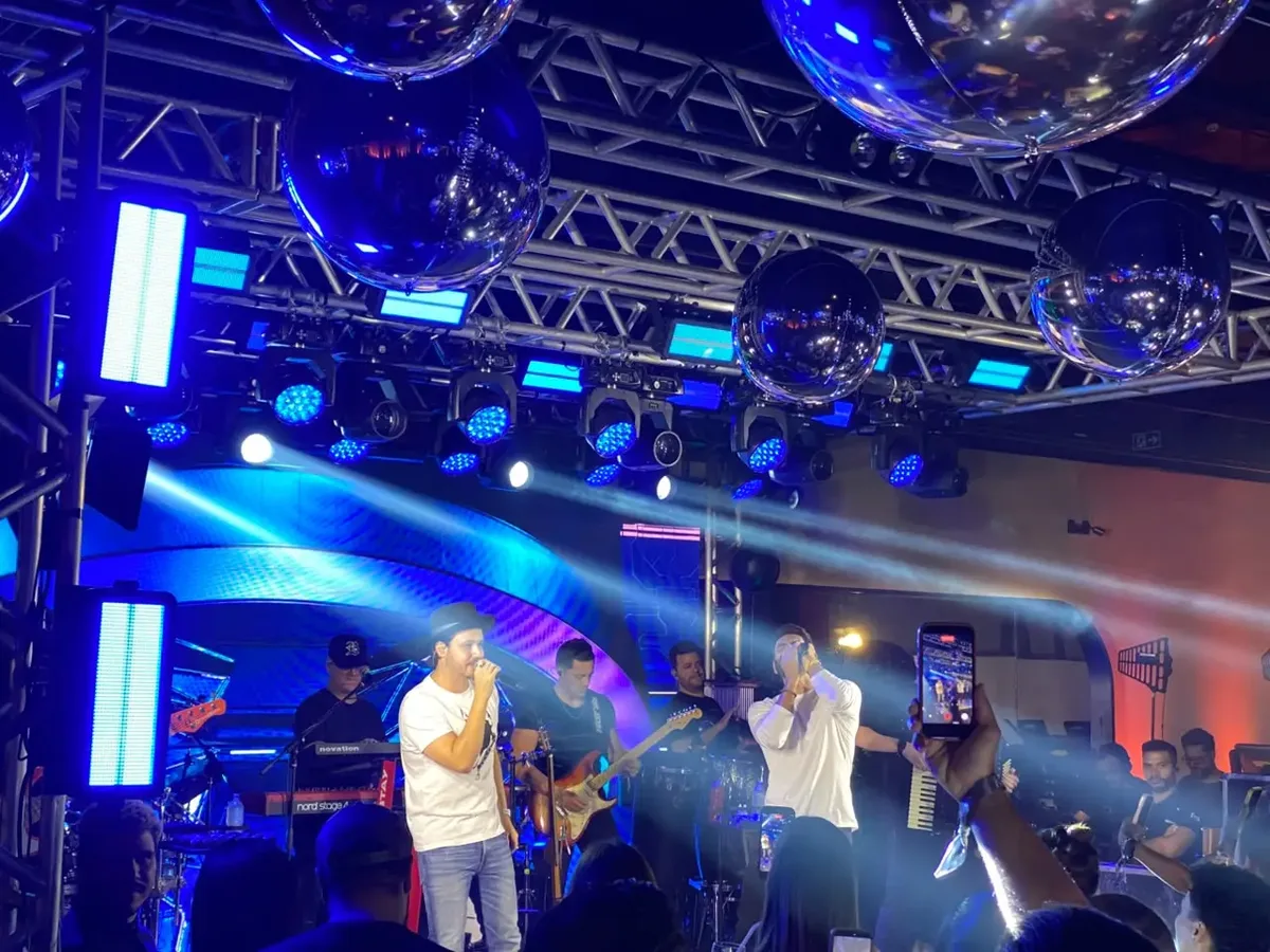Israel & Rodolffo apresentam repertório em evento de chegada da Bioritmo a Goiânia