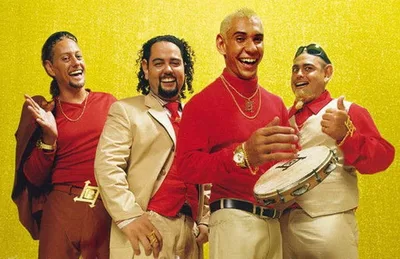Palavrão no fim das músicas teria afastado Raimundos das rádios, diz Digão