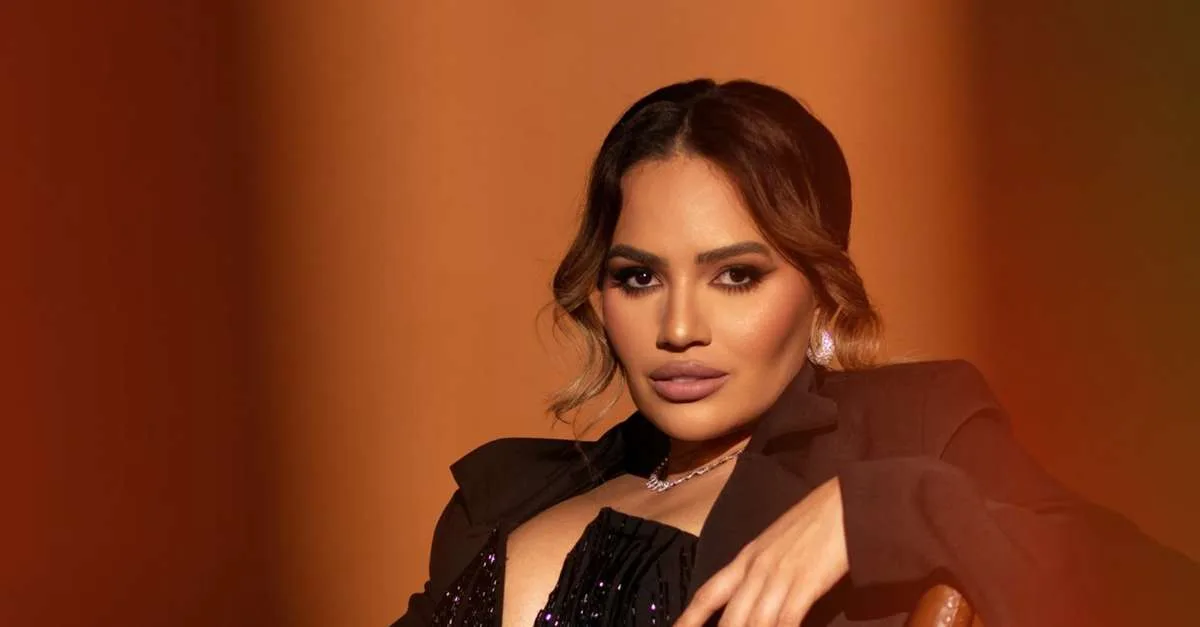 Natália Sarraff apresenta single que antecede álbum com 12 faixas inéditas