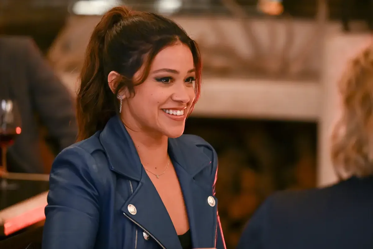 Gina Rodriguez inicia filmagens de longa com drama familiar e boxe