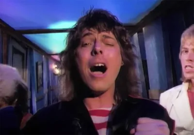 Regis Tadeu rejeita toda a discografia do Dokken durante live