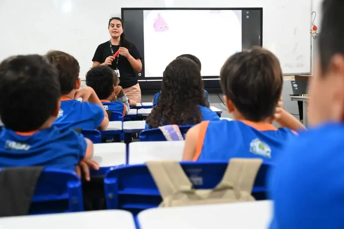 Goiânia testa aulas de matemática baseadas em investigação em dez escolas municipais