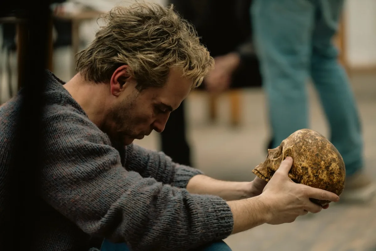 Elsinore apresenta Andrew Scott como Ian Charleson em filme sobre Hamlet