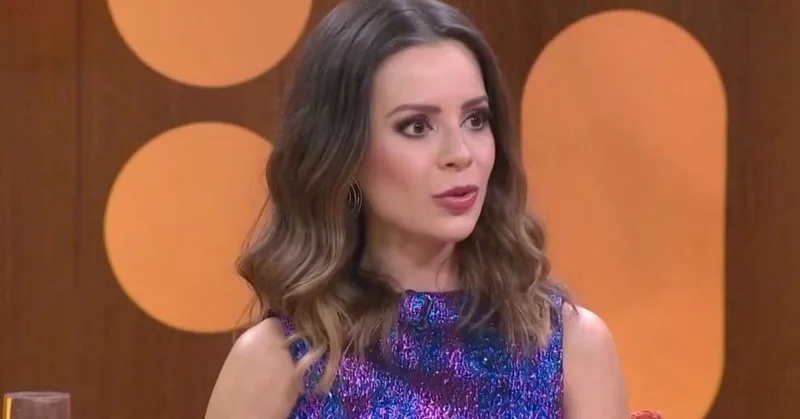 Sandy diz querer integrar elenco fixo do Saia Justa